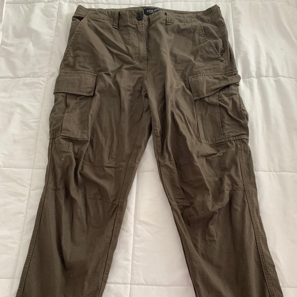 Cargo pants - Picture 1 of 4